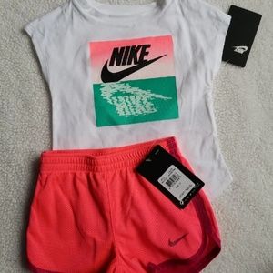 Nike girl Outfits